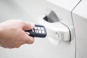 Cómo averiguar el código de una llave de auto