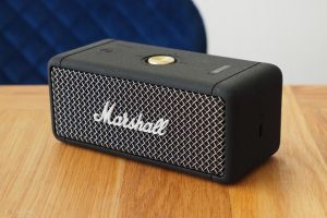 Altavoz Marshall Kilburn vs Acton: cuál escoger